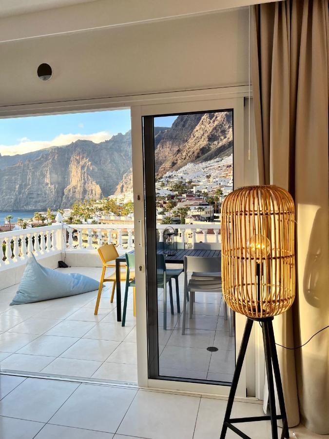 Luxury Penthouse With Breathtaking Views And Huge Private Terraces Apartment Puerto de Santiago  Exterior foto