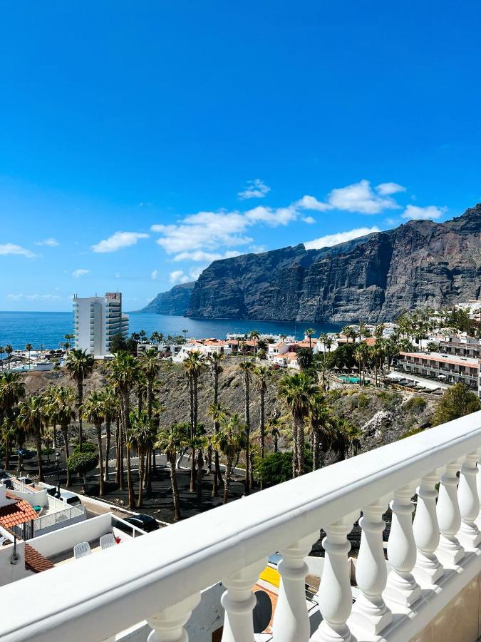 Luxury Penthouse With Breathtaking Views And Huge Private Terraces Apartment Puerto de Santiago  Exterior foto