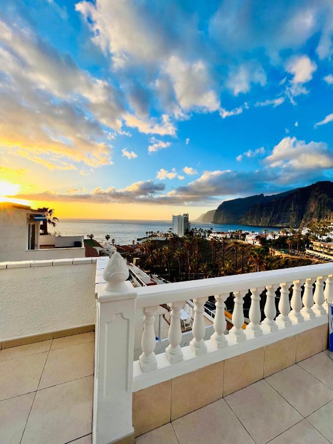 Luxury Penthouse With Breathtaking Views And Huge Private Terraces Apartment Puerto de Santiago  Exterior foto